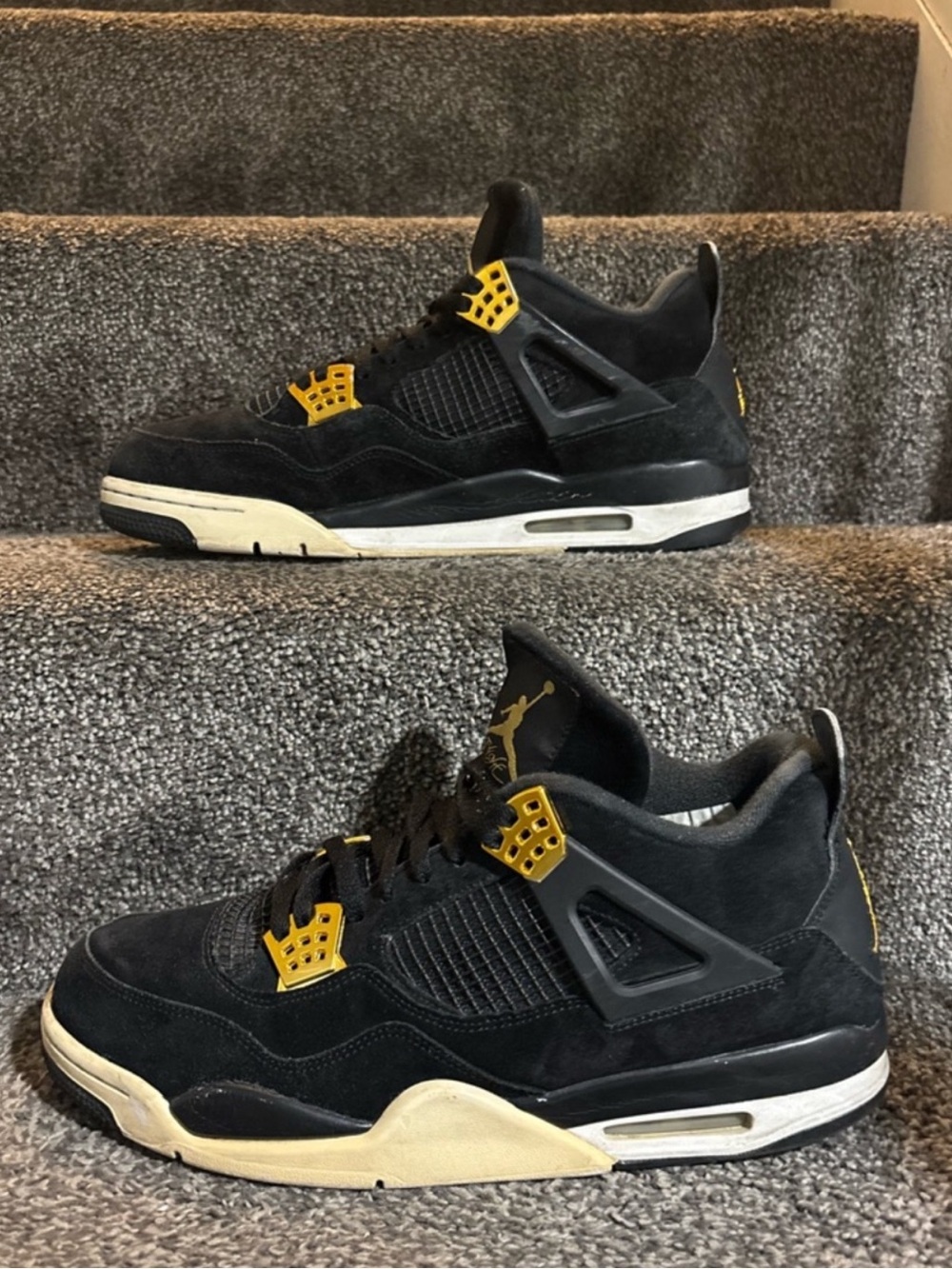 Jordan 4 black and gold royal  💯% authentic